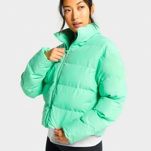 💚💚💚 GYMSHARK PUFFER JACKET NWT!
